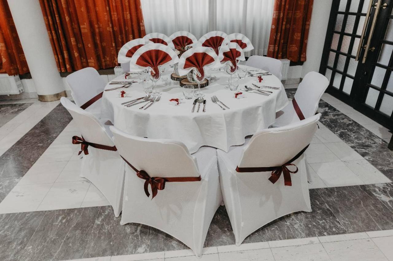 Hotel Alp Bovec Eksteriør billede