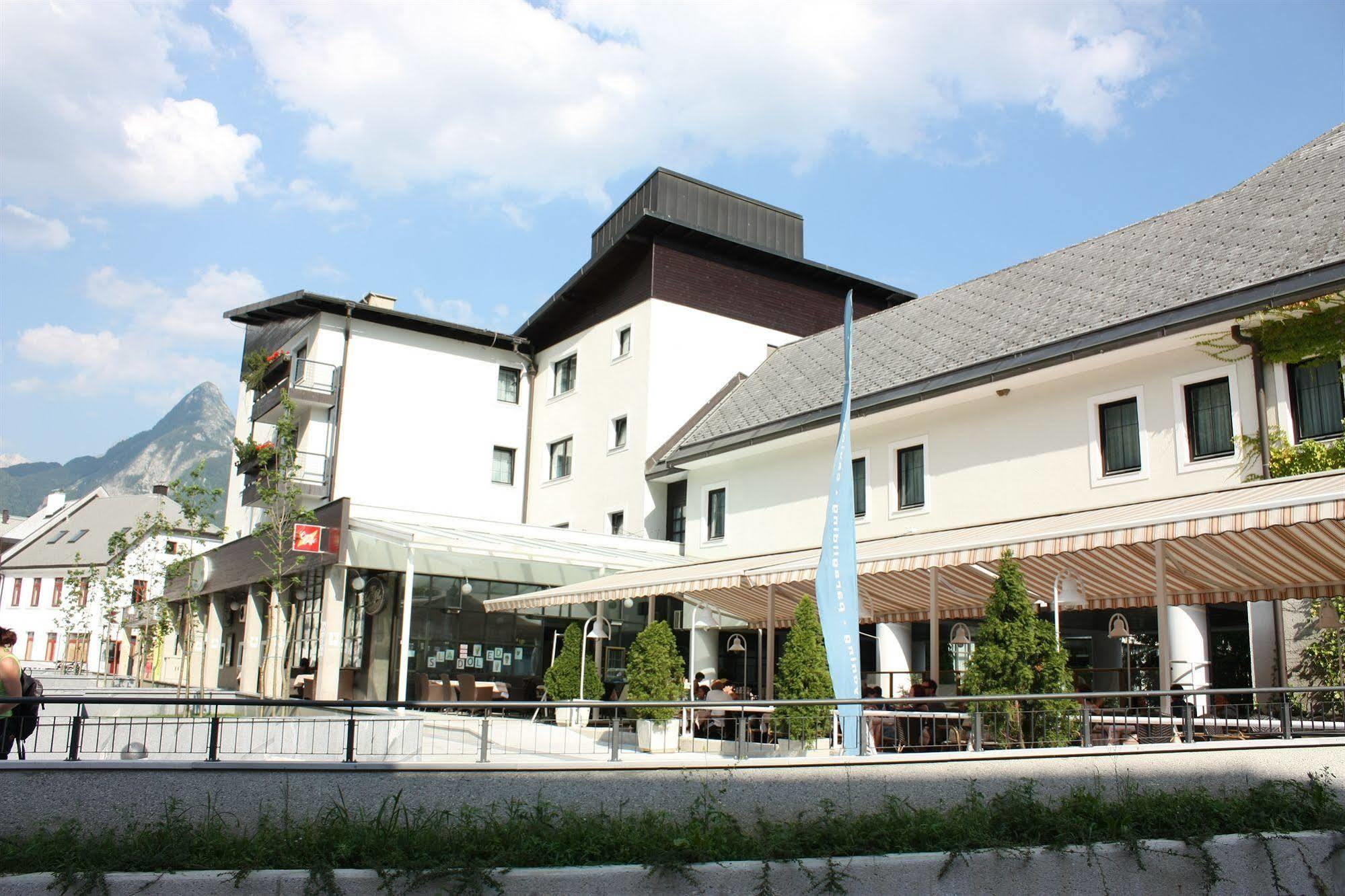 Hotel Alp Bovec Eksteriør billede
